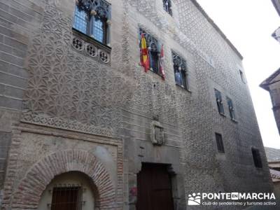 Destilería DYC y Ciudad de Segovia;rutas a pie por la sierra de madrid;senderismo madrid con niños